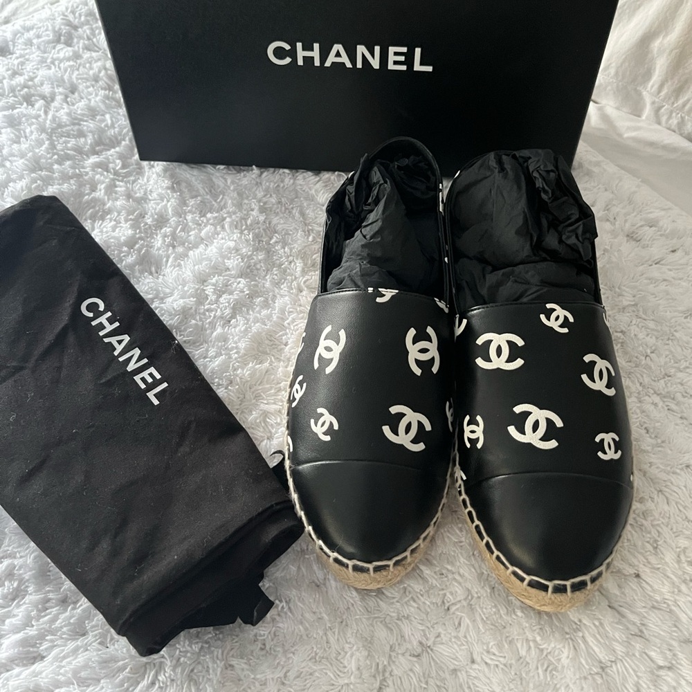 Chanel black and white espadrilles with classic C’s